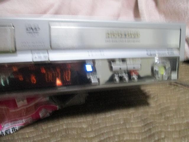 Panasonic DMR-E150V DVDレコーダー