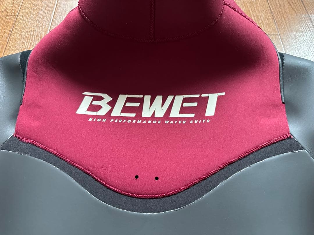 BEWET ドライスーツ ブラック/バーガンディ