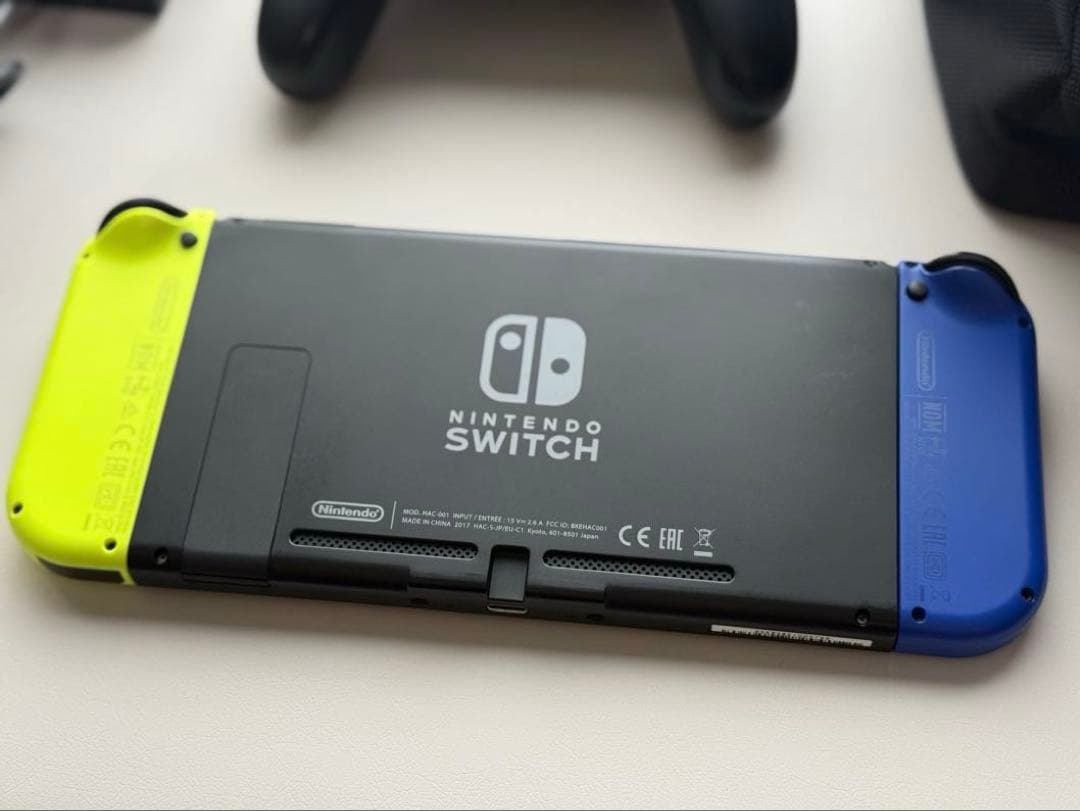 Nintendo Switch 本体 青/黄 付属品付き
