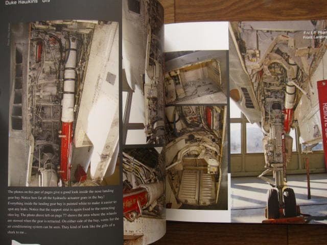 洋書 F-4 E/F/EJ/& RF-4 Phantom II