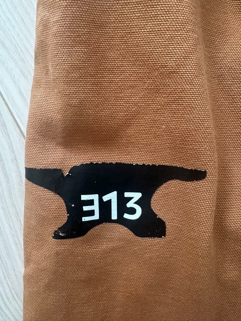 EMINEM × Carhartt ブラウンジャケット 8 Mile プリント