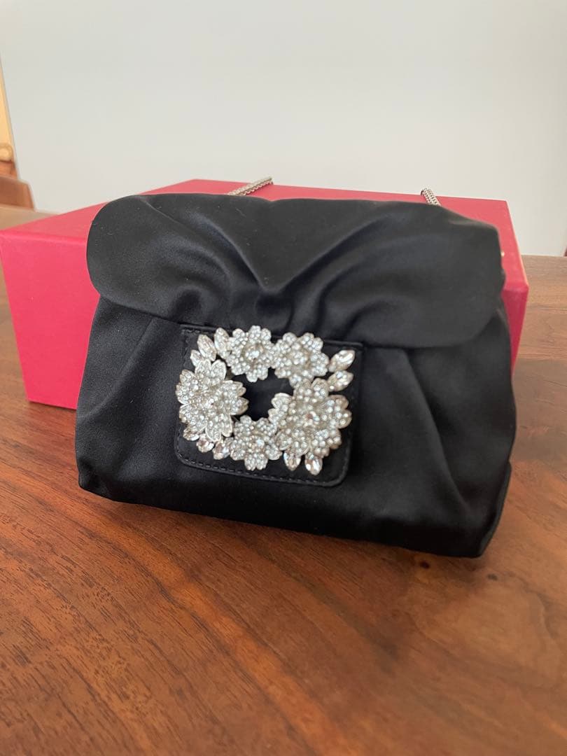 Roger Vivier 黒 サテン クラッチ　マイクロ