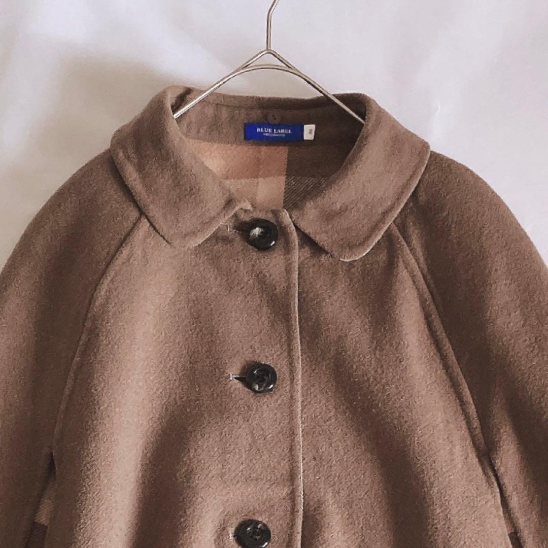 美品 ブルーレーベルクレストブリッジ ファー付きリバーシブルポンチョ 38