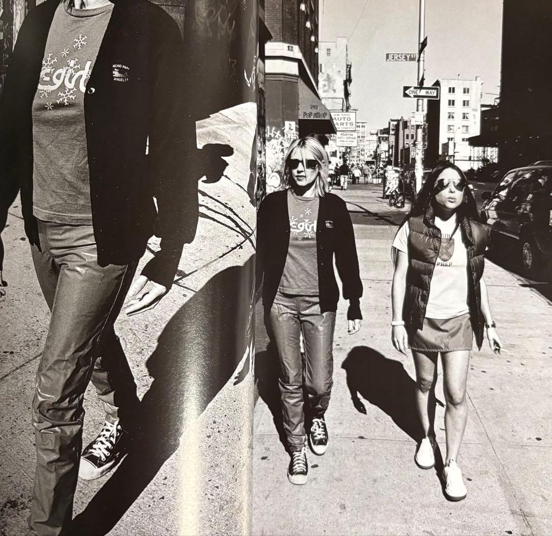 アート・デザイン・音楽 Switch 1 January 1995 Kim Gordon X Girls