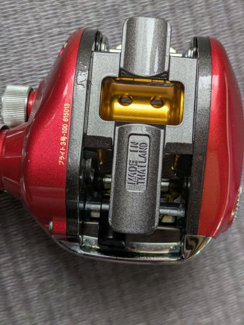 ダイワ　スマック　100L レッドチューン