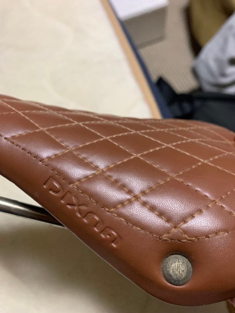 VELO Dixna ディズナ ロードサドル
