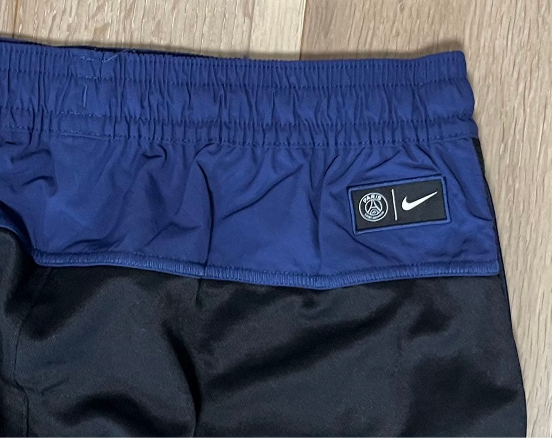 NIKE PSG パリサンジェルマン　トラベルパンツ　ジャージパンツ　新品　L