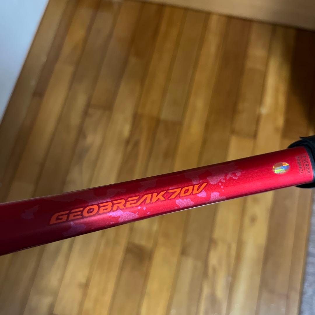 ラケット: GEOBREAK 70v タンゴレッド、