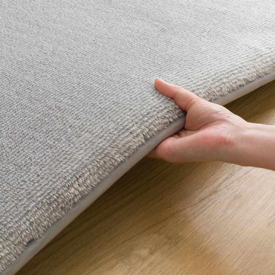 ニトリ　ウレタン入り 防汚加工 防ダニ加工 ラグ 185x185cm グレー