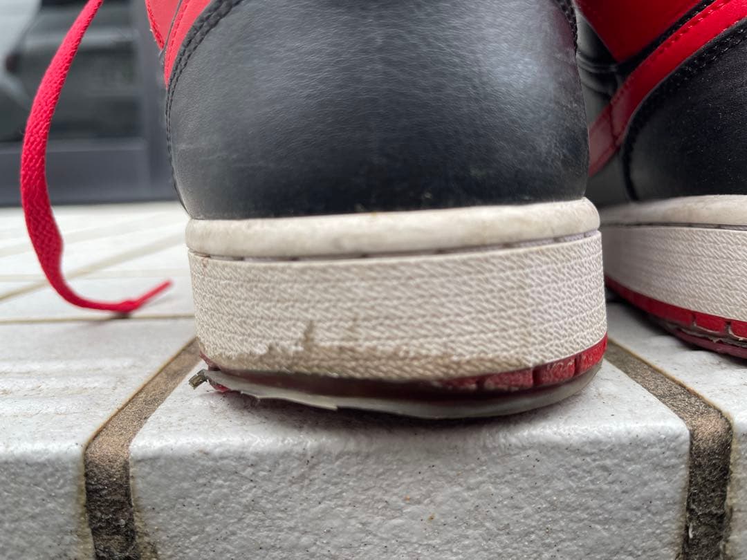 Air Jordan1 MID 桜木花道 DQ8426-060 Bred