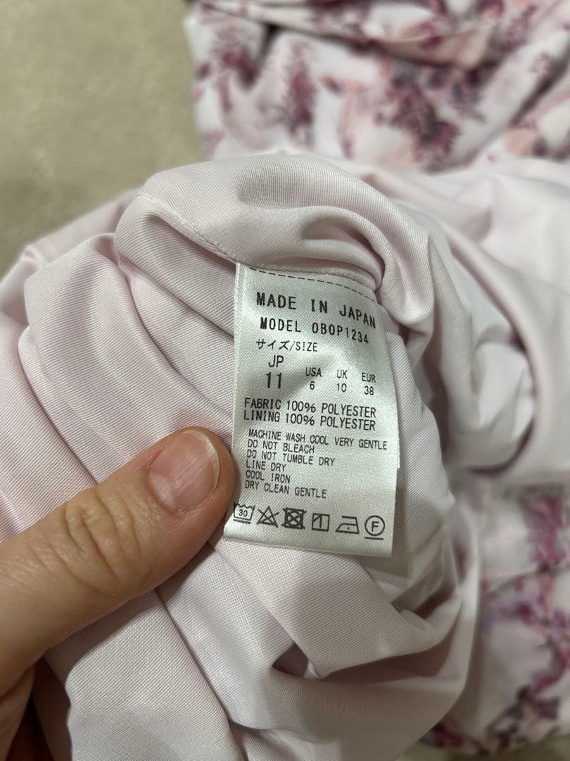 kayme サイズ11 ケイミー　膝下丈　ボタニカルピンクワンピース