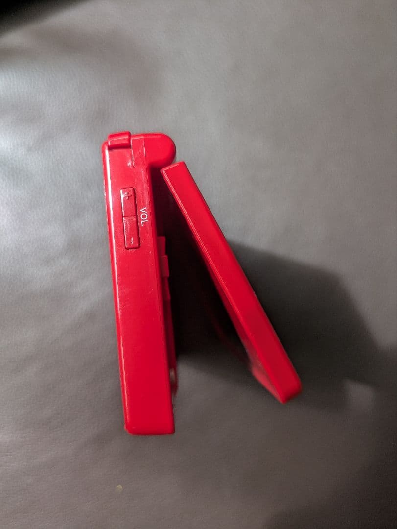 ニンテンドーDSi レッド　任天堂　Nintendo　ds