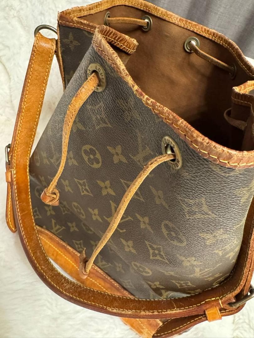Louis Vuitton モノグラム バケットバッグ