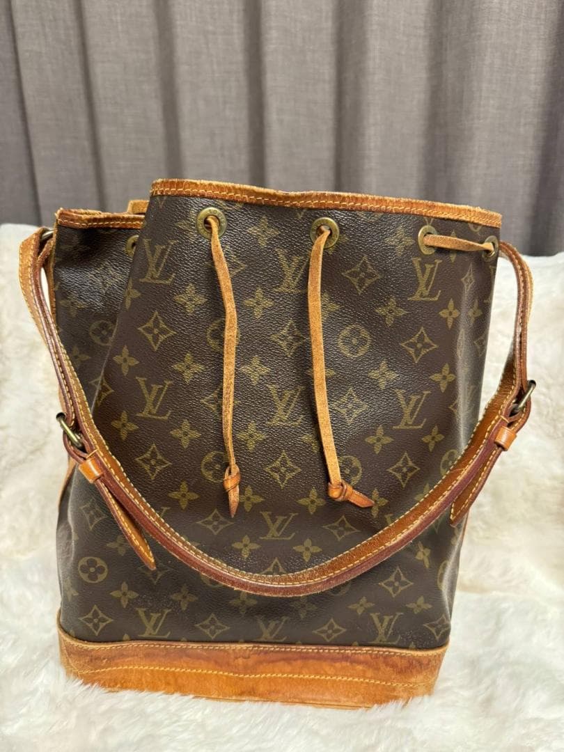 Louis Vuitton モノグラム バケットバッグ