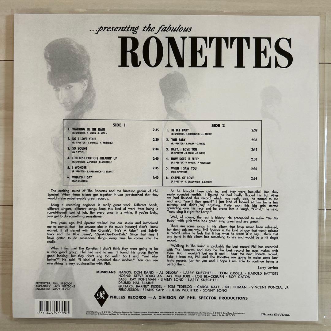 ...presenting the fabulous RONETTES レコード