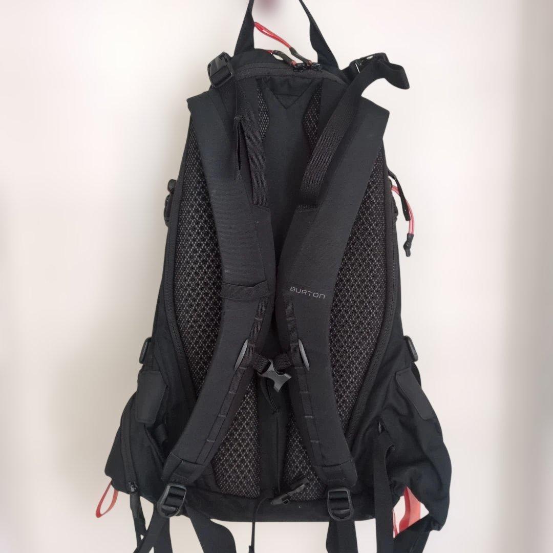 Burton [ak] Taft 28L Backpack リュック