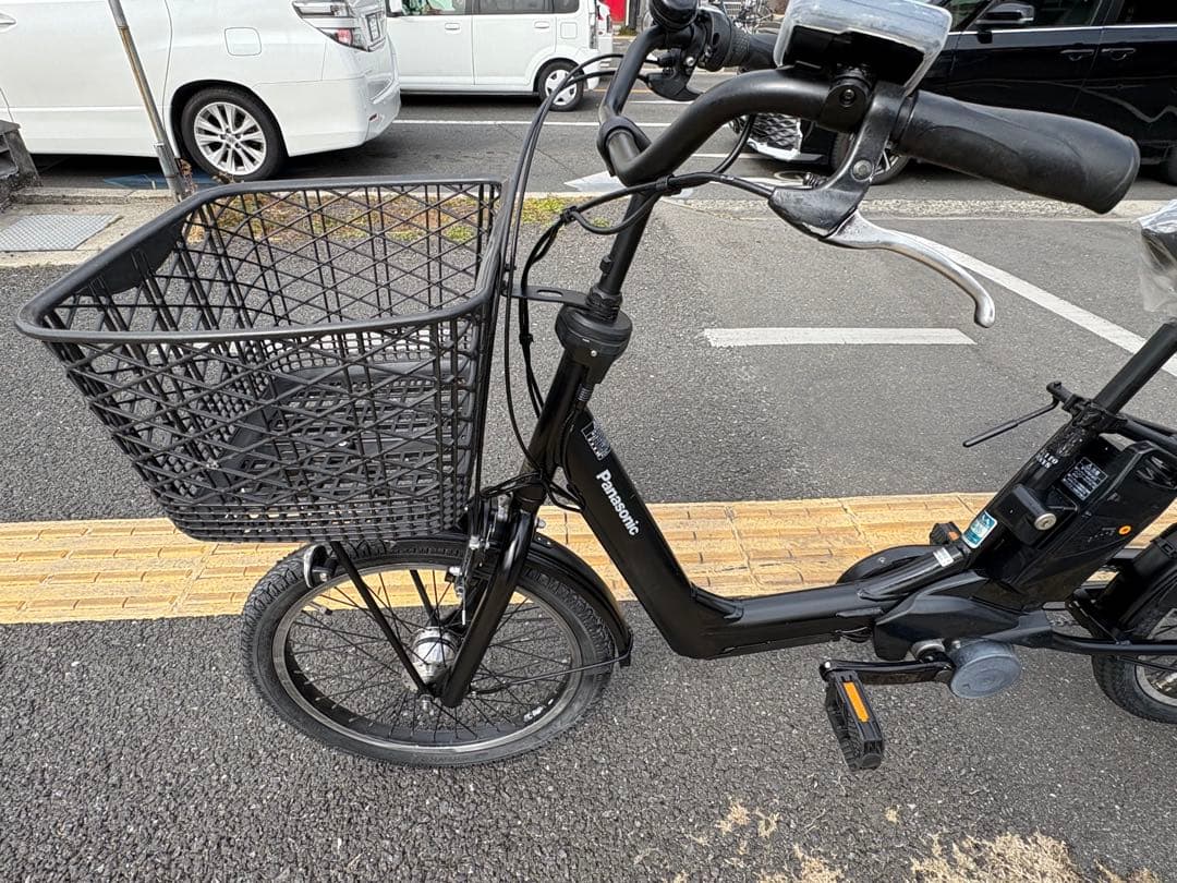 中古20㌅Panasonic電動アシスト自転車　13.2Ah4点灯　大阪　060