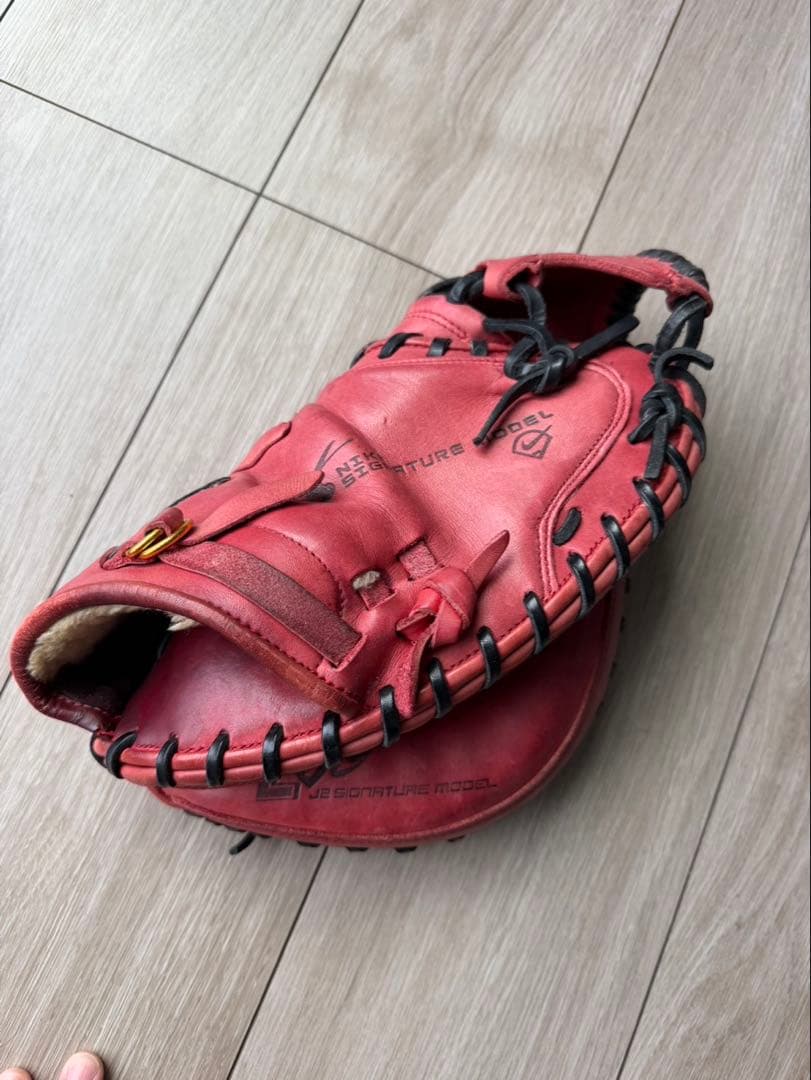Nike 軟式グローブ レッド　城島モデル