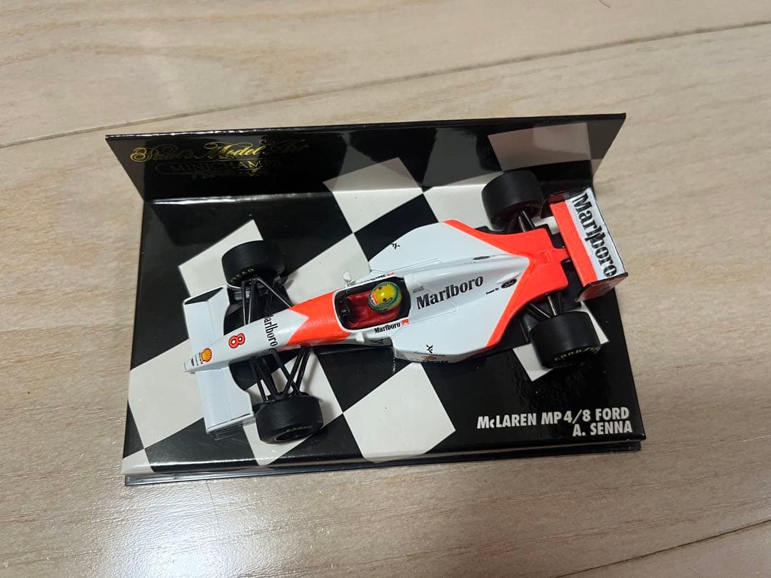 McLaren MP4/8 A. Senna ミニカー 1/43