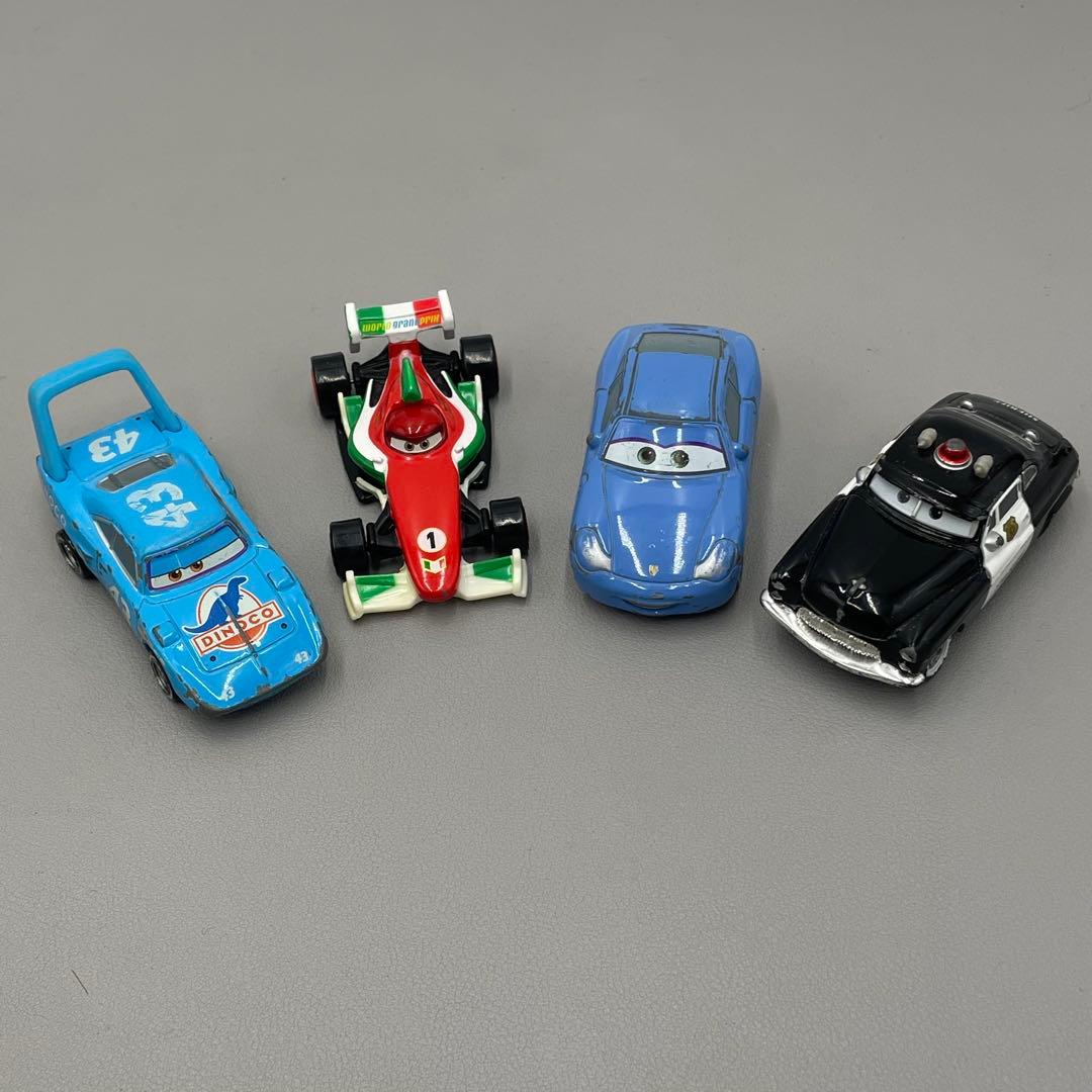 トミカ　カーズ　12台セット