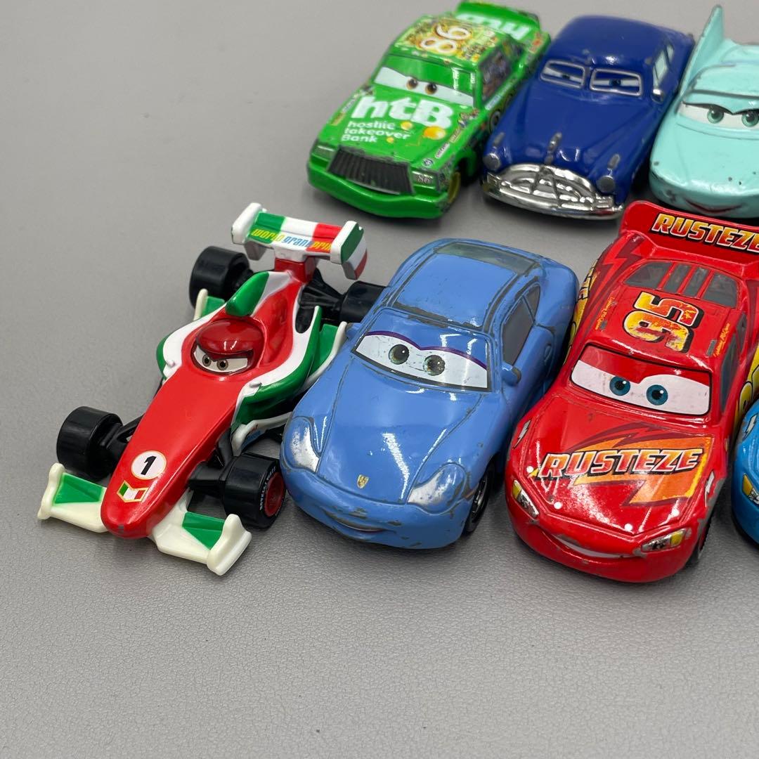 トミカ　カーズ　12台セット
