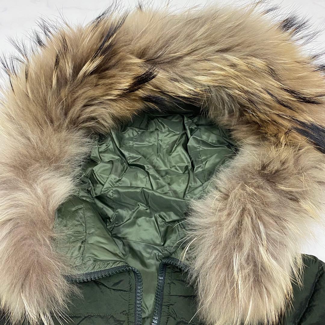 美品★TATRAS MALE ダウンポンチョ リバーシブル カーキ 02