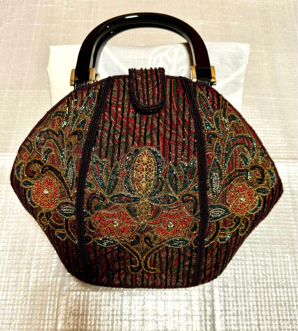 ☆ビーズ手刺繍☆がまぐちバック 訪問着から紬までお使いになれます