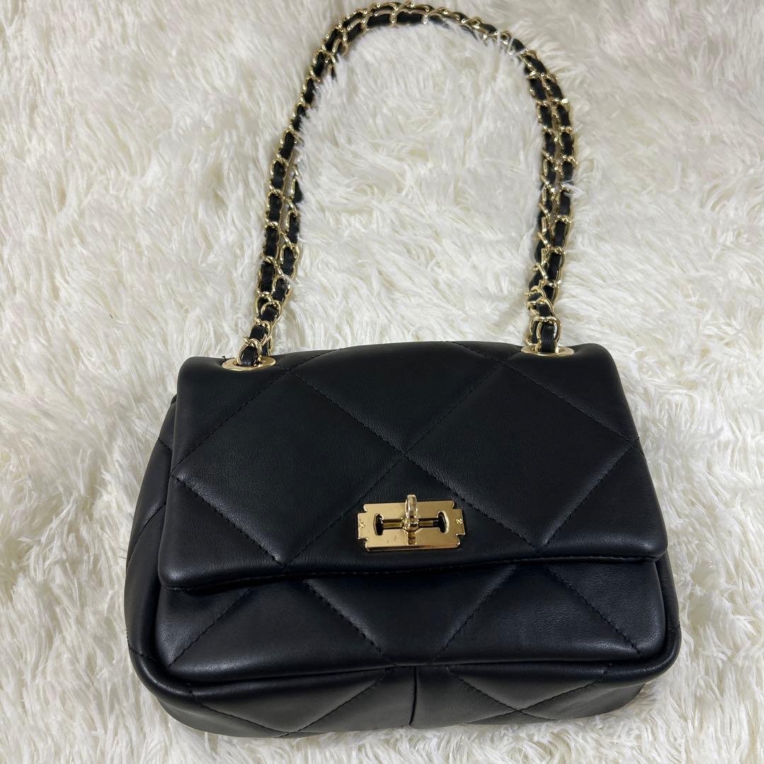 【MILOS/ミロス】BIGキルティングチェーンBag