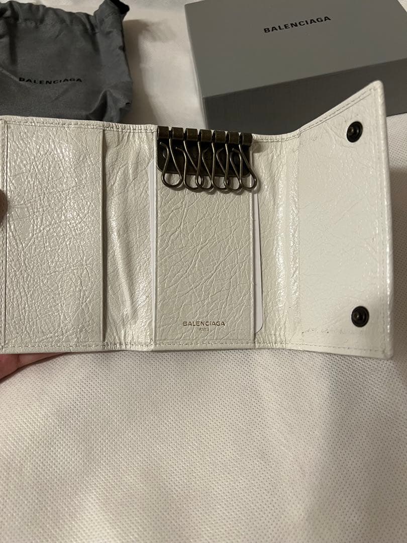 BALENCIAGA ホワイト キーケース　白　バレンシアガ