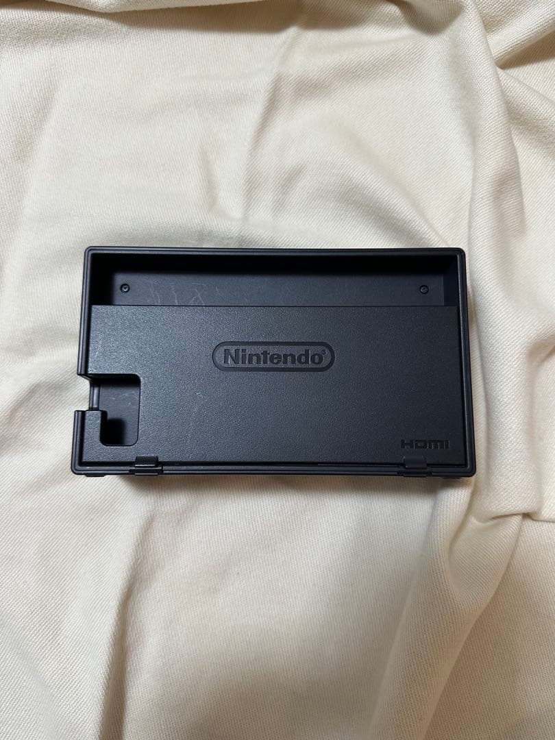 Nintendo Switch 本体 グレー（micro SD64GB付き）