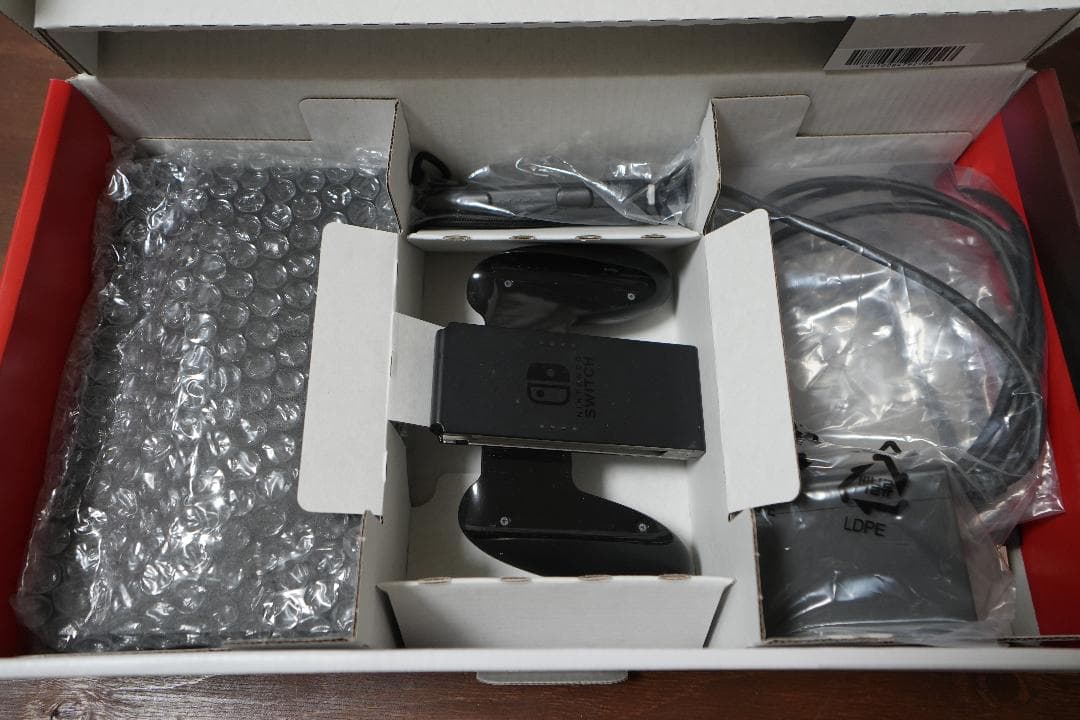 Nintendo Switch 本体 ネオンブルー/レッド 中古 本体ケース付き
