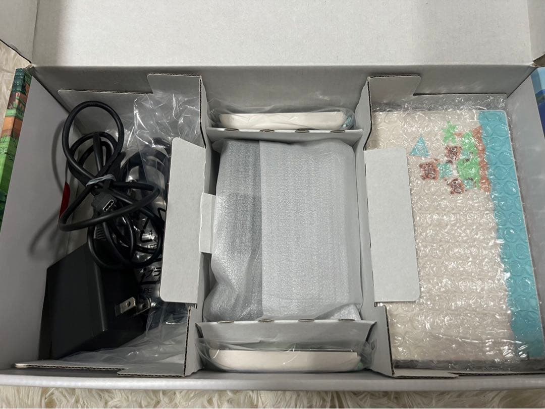 Nintendo Switch 本体 あつまれ どうぶつの森　開封品
