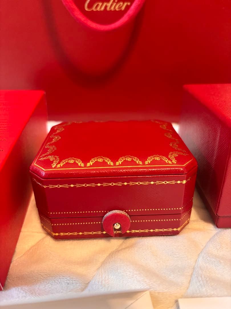 美品☆ Cartier カルティエ 空箱とノベルティセット