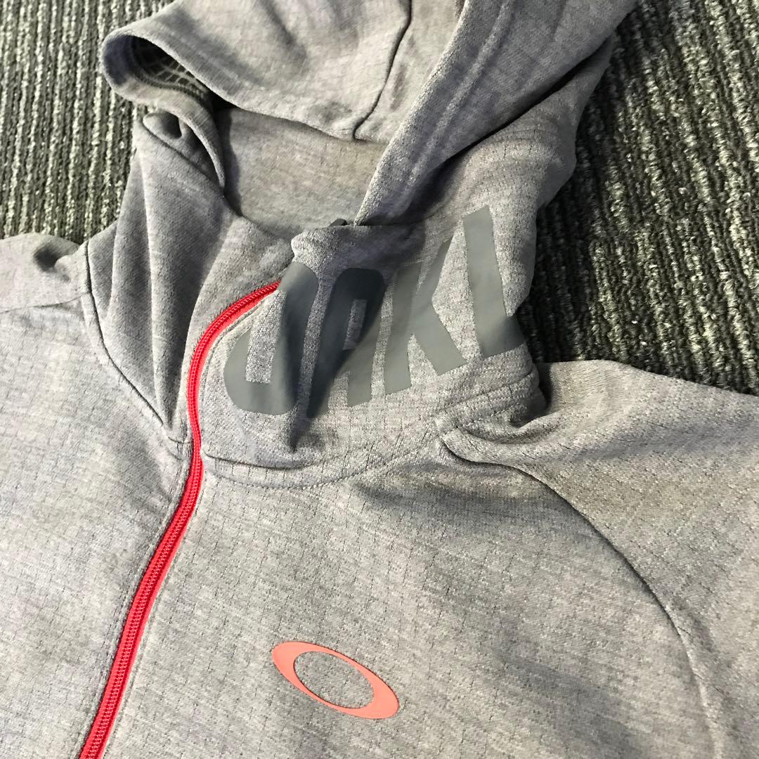 OAKLEY オークリー トレーニングウェアー 上下セット Lサイズ 美品