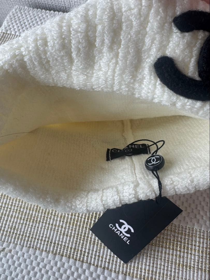 N*d様 CHANEL ノベルティ ニット帽 ココマーク ホワイト フリーサイズ