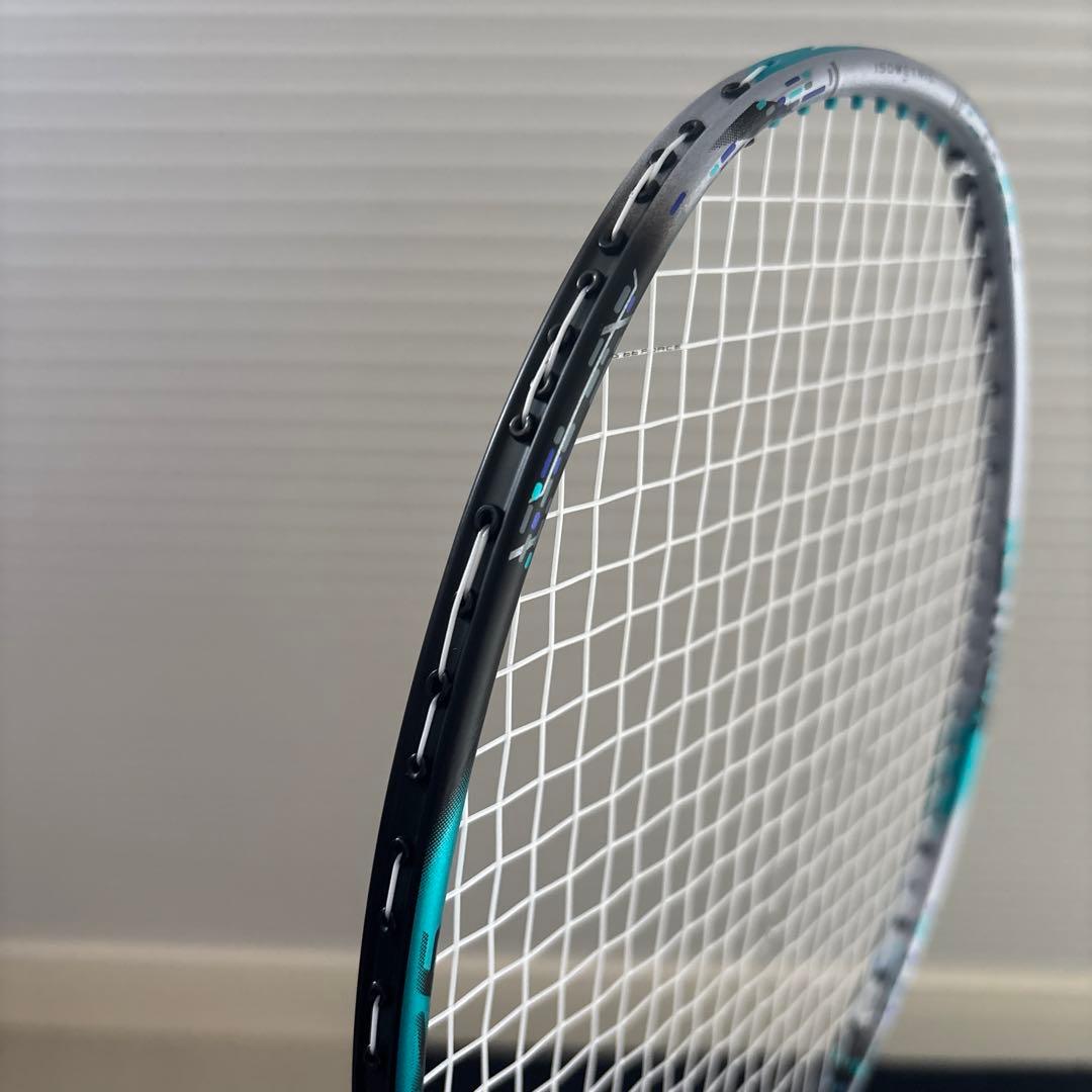 YONEX アストロクス88dプロ 4UG5