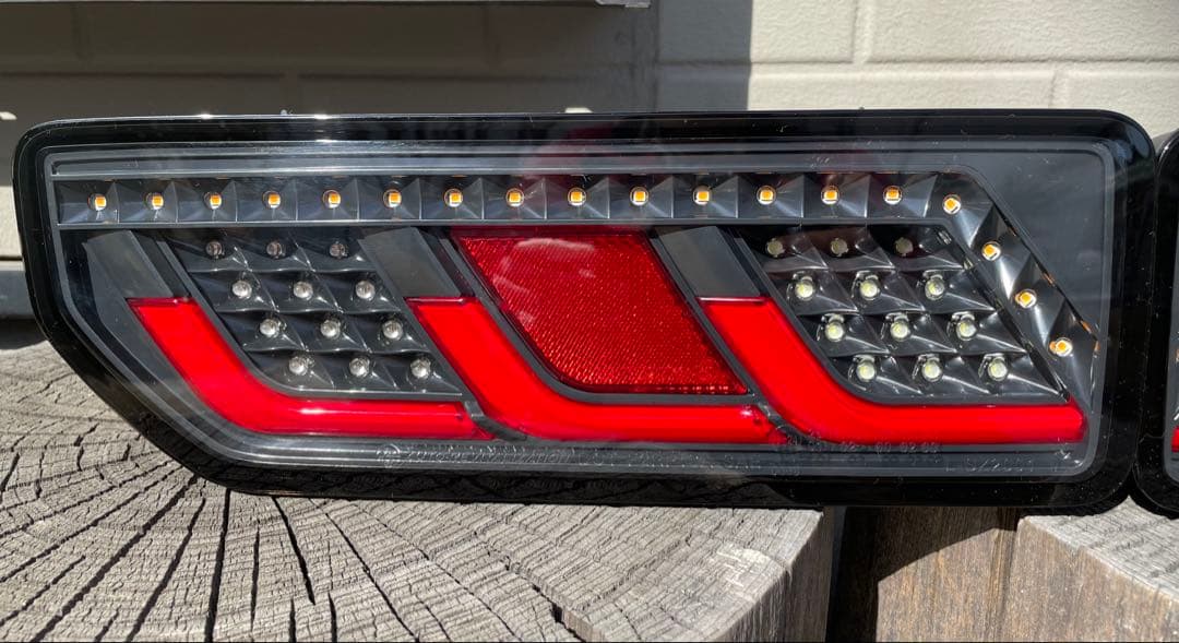 ☆*☆様 ★ JB64 ジムニー　社外LEDテールランプ　ジャンク品★