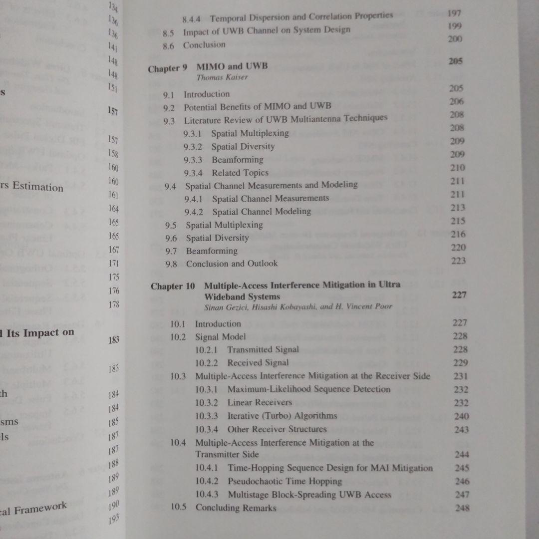 洋書 Ultra Wideband Wireless Communication