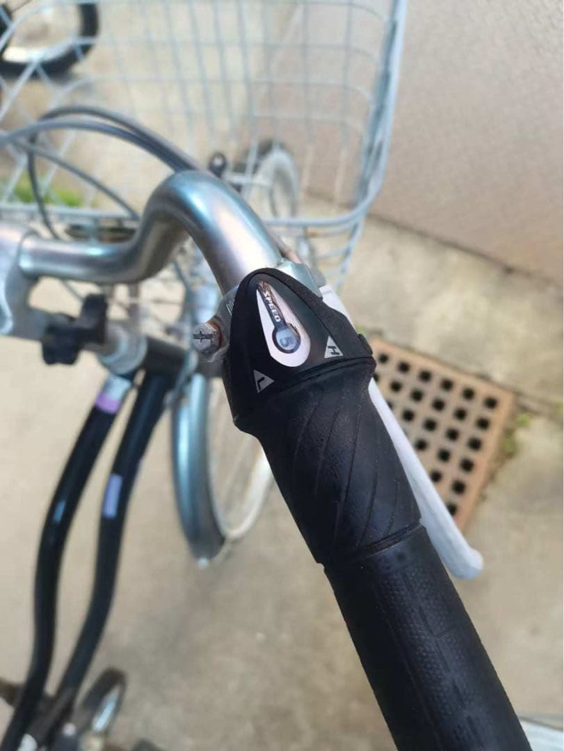 自転車シティサイクル 前カゴ付き 中古