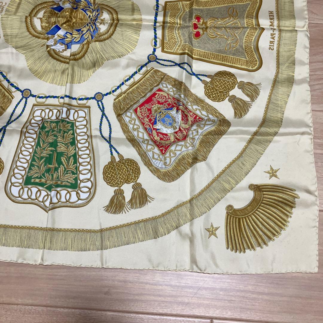 HERMES エルメス 大判 スカーフ カレ90 シルク100% サーベル飾袋