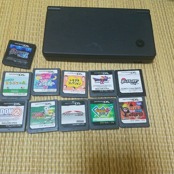 中古品 DSi