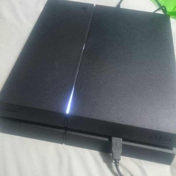 PS4本体