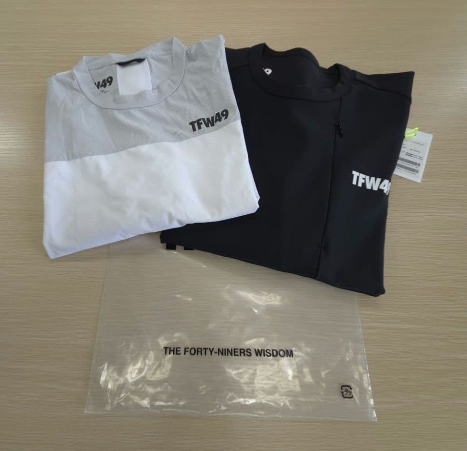 TFW49 TRAINING MULTI L/S SHIRT 2枚セット