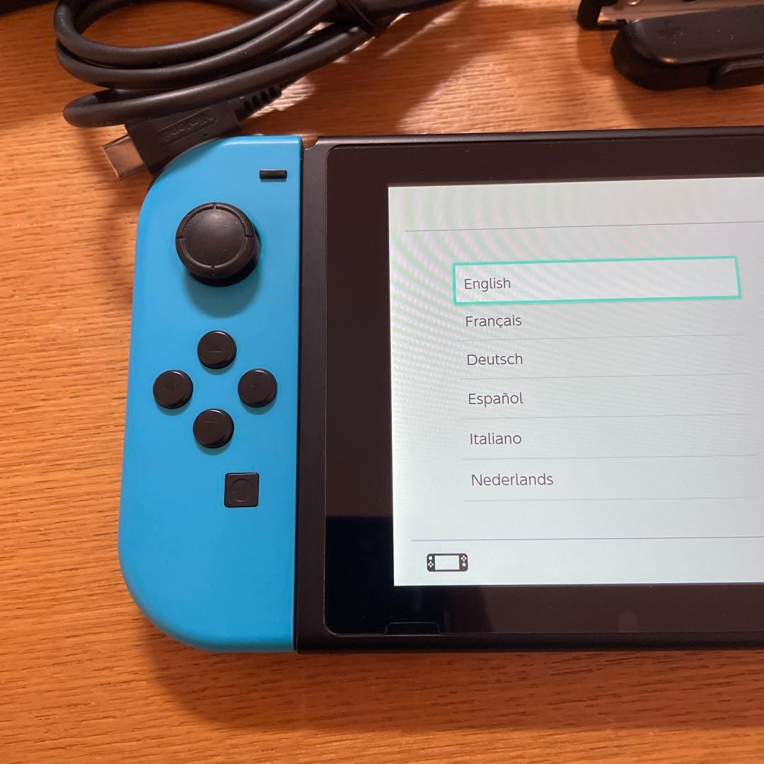 任天堂Switch本体 箱袋等付き おまけケース付き