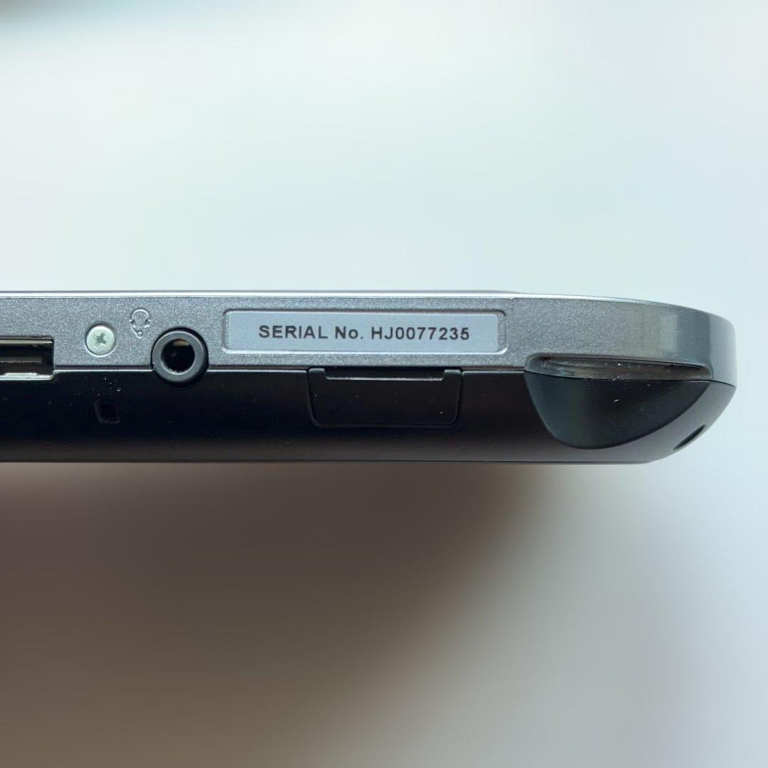 【美品】　PSVITA PCH-1000 クリスタル・ブラック 箱付き
