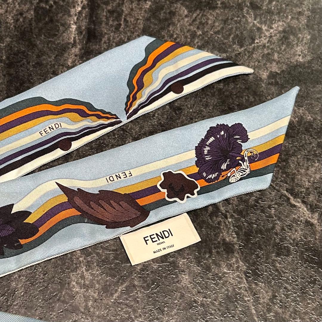 FENDI フェンディ　スカーフ