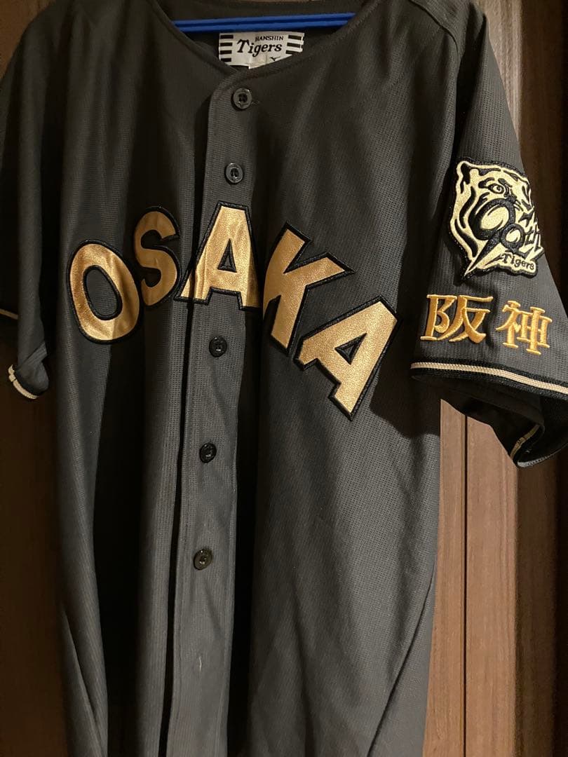 阪神タイガース 大山悠輔 3番 ブラックダイナマイトユニフォーム