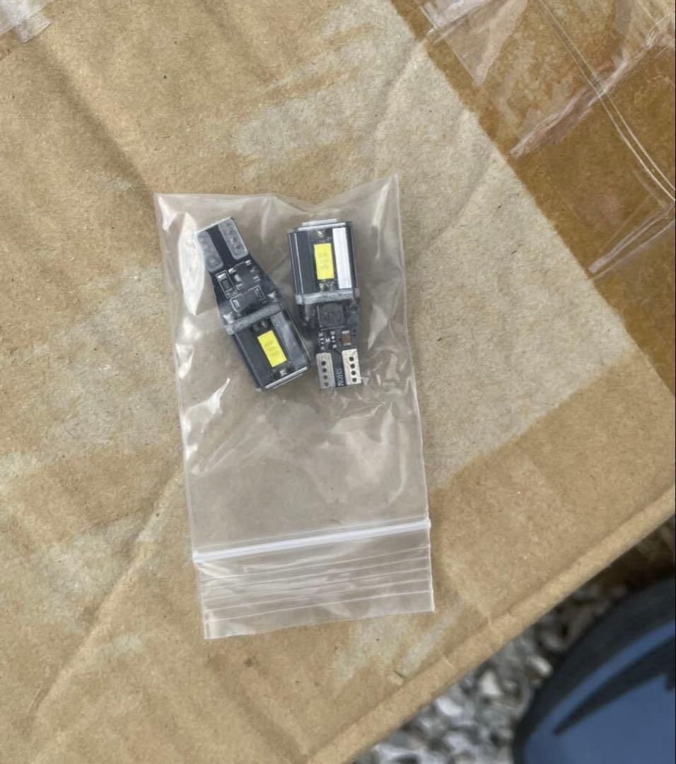 ハイエース 200系　3型　HID 純正ヘッドライト　インターブラック加工