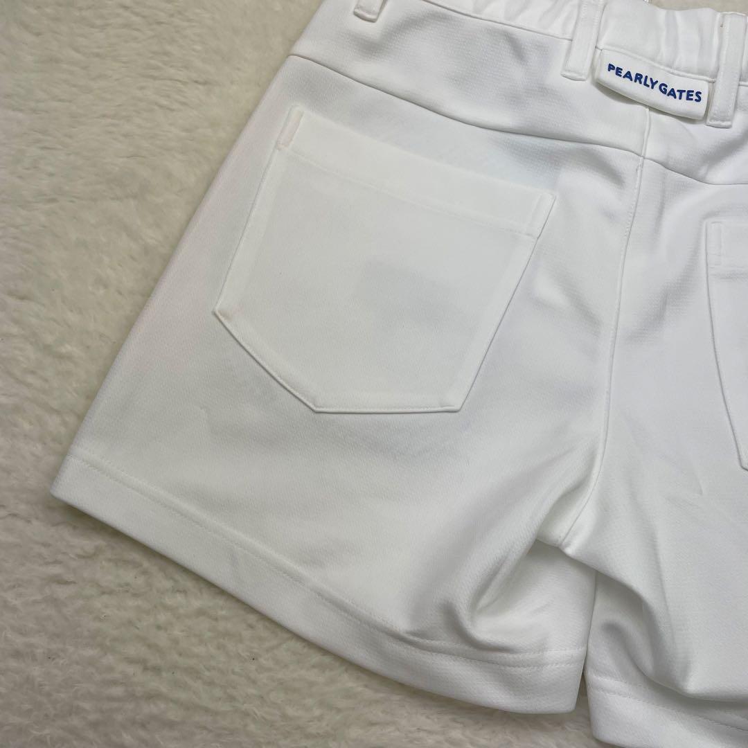 未使用級　PEARLY GATES ホワイトショートパンツ　春夏ゴルフ