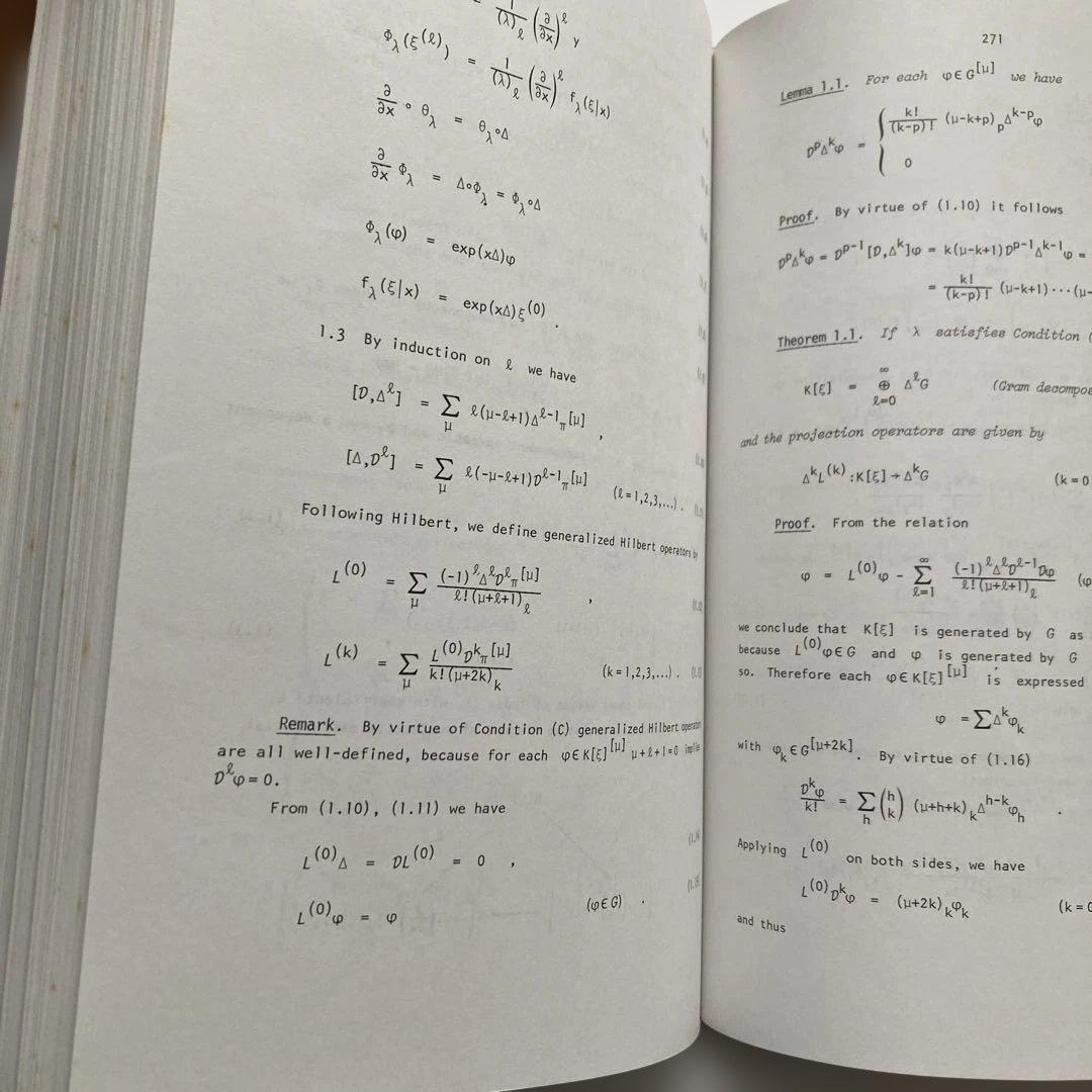 語学・辞書・学習参考書 Manifolds and Lie Groups
